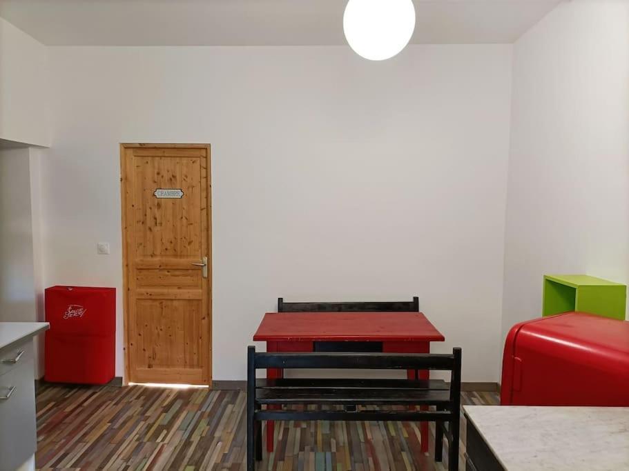 T2 Centre Village "Chez Clothilde" ريمولين المظهر الخارجي الصورة